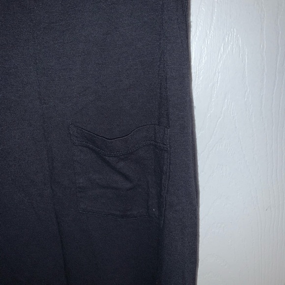 American Eagle Pocket Tank - Picture 2 of 2